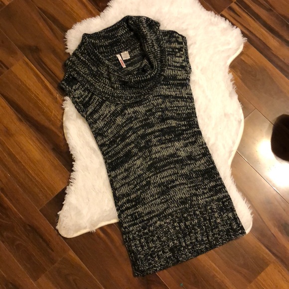 BONGO Sweaters - Bongo Scooped Neck Sweater